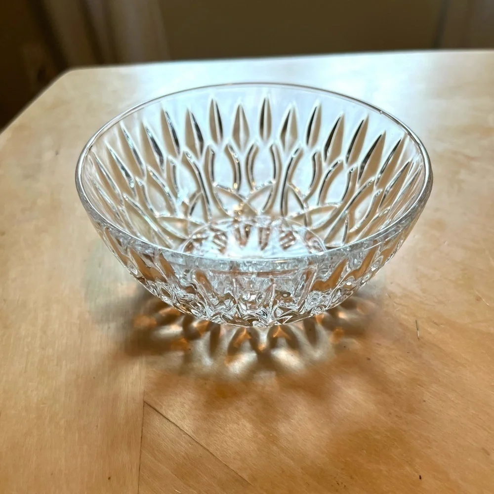 Vintage Pasari Indonesia cut glass Bowl 4”